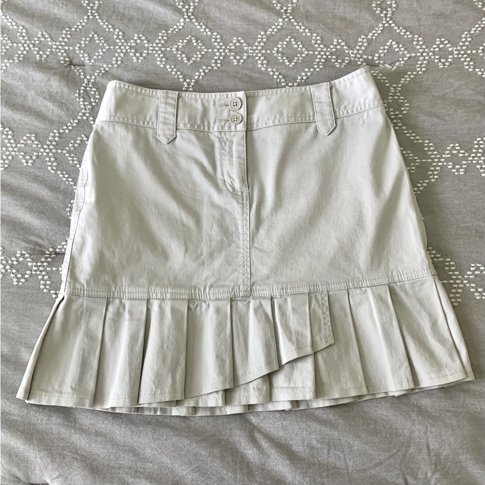 Like new LOFT mini skirt